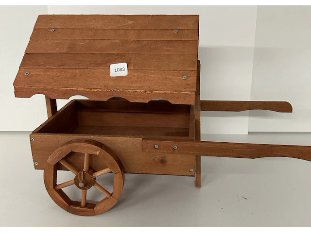 Houten miniatuur marktkraam - afbeelding 2 van  3