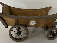 Houten miniatuur transportkar - afbeelding 1 van  3