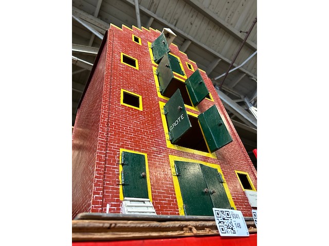 Houten model pakhuis - afbeelding 2 van  2