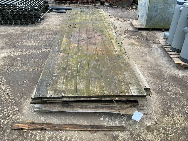 Houten opgeklampte schotten en pallets (4x) - afbeelding 2 van  2