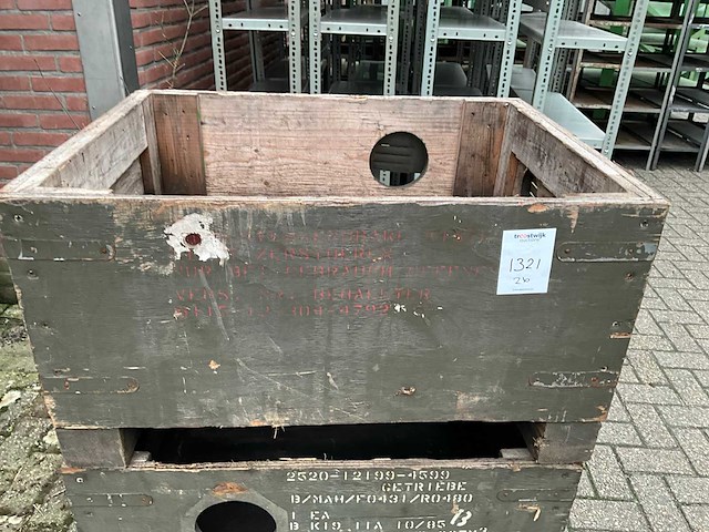 Houten opslagkist (2x) - afbeelding 3 van  3