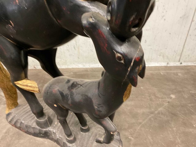 Houten paard sculptuur - afbeelding 3 van  3