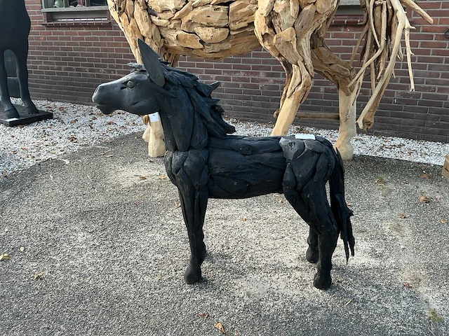 Houten paardenbeeld - afbeelding 1 van  5