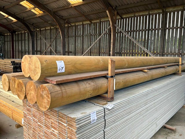 Houten palen 5000xø195mm (7x) - afbeelding 1 van  3