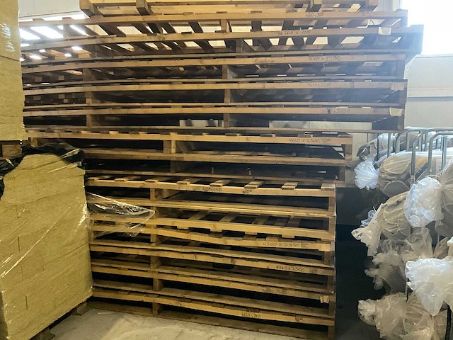 Houten pallets - diverse maten (13x) - afbeelding 1 van  6