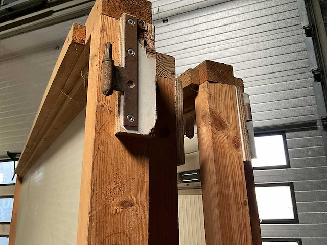 Houten panelen op transportkar (4x) - afbeelding 3 van  5