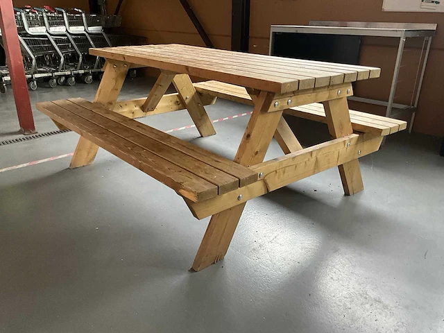 Houten picknicktafel - afbeelding 2 van  3