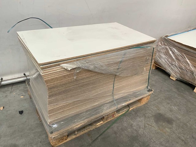 Houten plaat 1130x630mm (42x) - afbeelding 1 van  5