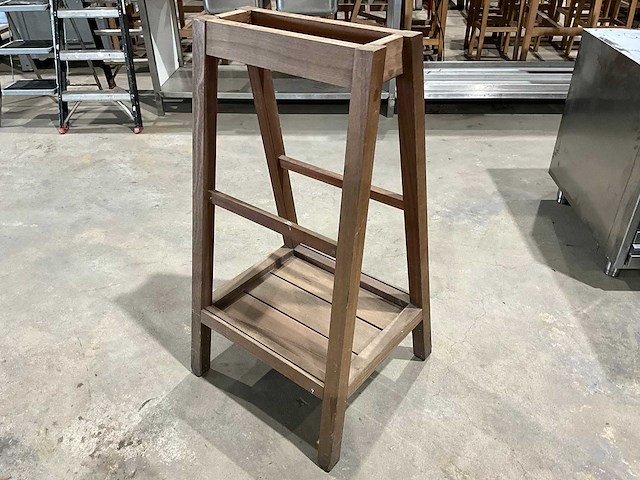 Houten plantenrek - afbeelding 1 van  3