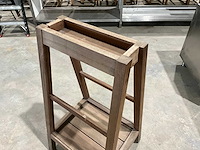 Houten plantenrek - afbeelding 3 van  3