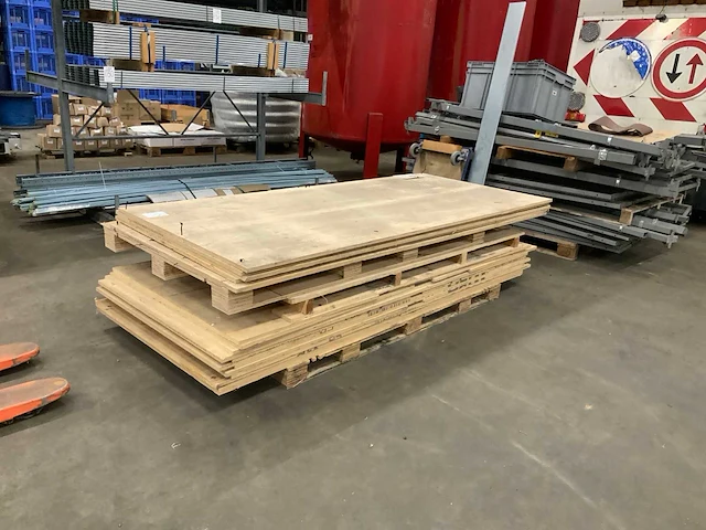 Houten platen (17x) - afbeelding 1 van  2