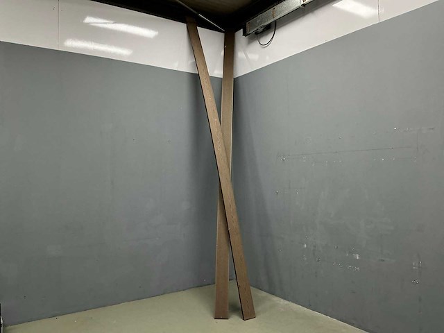 Houten plinten 402 cm (10x) - afbeelding 1 van  4
