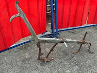 Houten ploeg - tuinbeeld - afbeelding 3 van  3