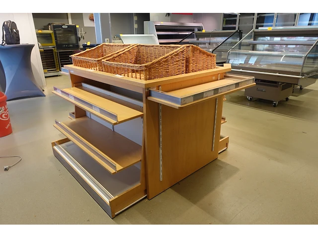 Houten presentatiemeubel - afbeelding 4 van  8
