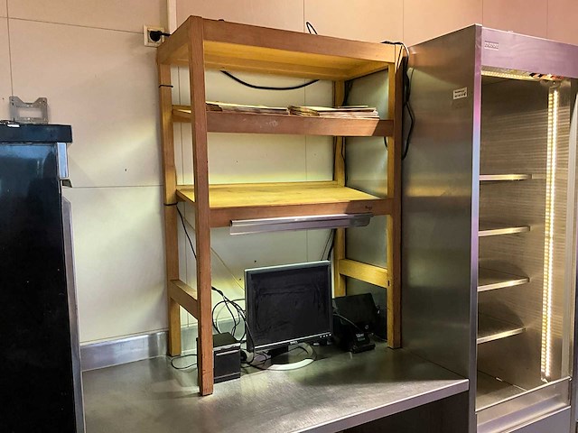 Houten presentatiestelling met led-verlichting - afbeelding 1 van  4