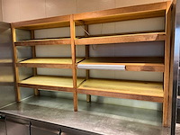 Houten presentatiestelling met led-verlichting - afbeelding 1 van  4