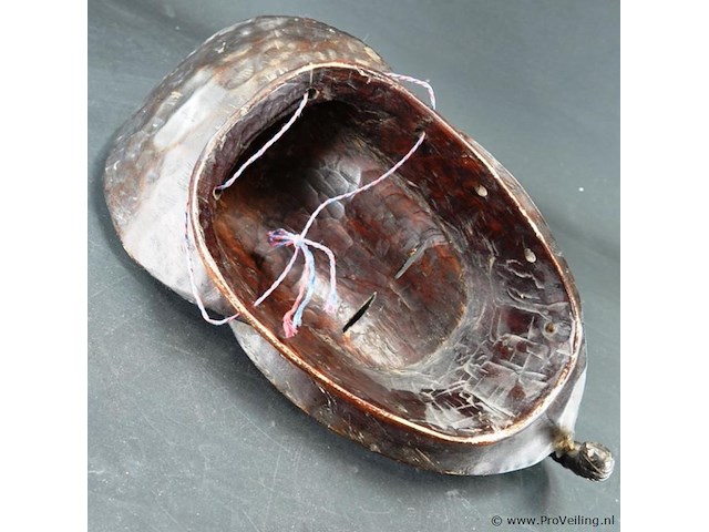 Houten punu masker uit gabon - afbeelding 5 van  5