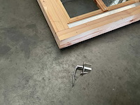 Houten raam in kozijn dubbelglas - 55x55 cm - afbeelding 4 van  5