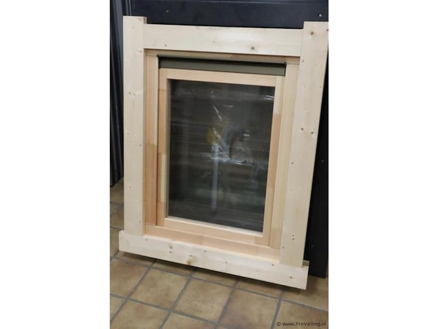 Houten raam t.b.v. tuinhuis - 81x11.3x104.5cm - nieuw - afbeelding 5 van  7