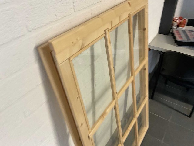 Houten raam vast / beglaasd - 135x88 cm (2x) - afbeelding 3 van  5