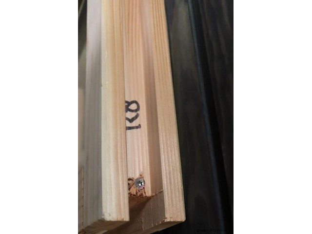 Houten raamkozijn - 81.3x7x64.3cm - nieuw - afbeelding 2 van  4