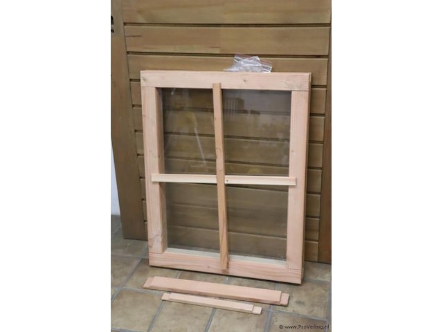 Houten raamkozijn - 81.3x7x64.3cm - nieuw - afbeelding 1 van  4