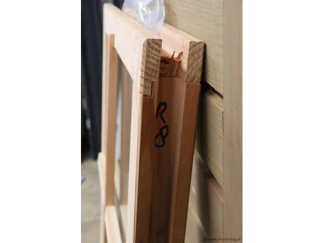 Houten raamkozijn - 81.3x7x64.3cm - nieuw - afbeelding 3 van  4