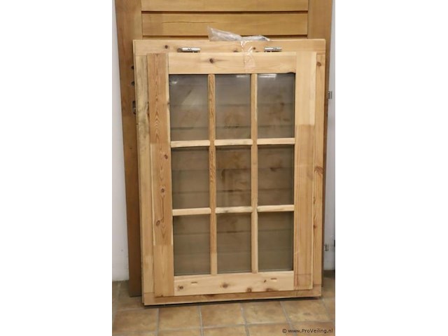 Houten raamkozijn - 88.8.5x125cm - nieuw - afbeelding 1 van  7