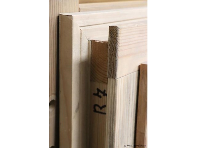 Houten raamkozijn - 88.8.5x125cm - nieuw - afbeelding 3 van  7