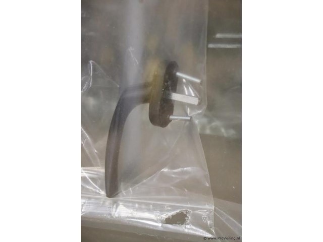 Houten raamkozijn t.b.v. tuinhuis - 81x11.3x104.5cm - afbeelding 5 van  10