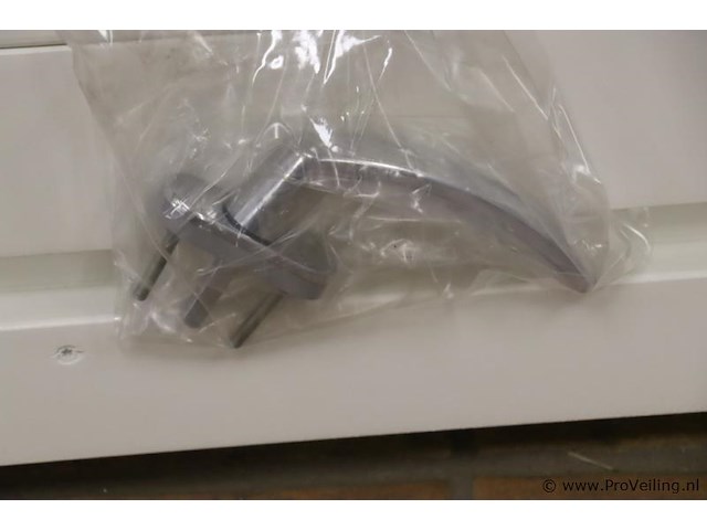 Houten raamkozijn t.b.v. tuinhuis - 88x10.3x110cm - afbeelding 4 van  7