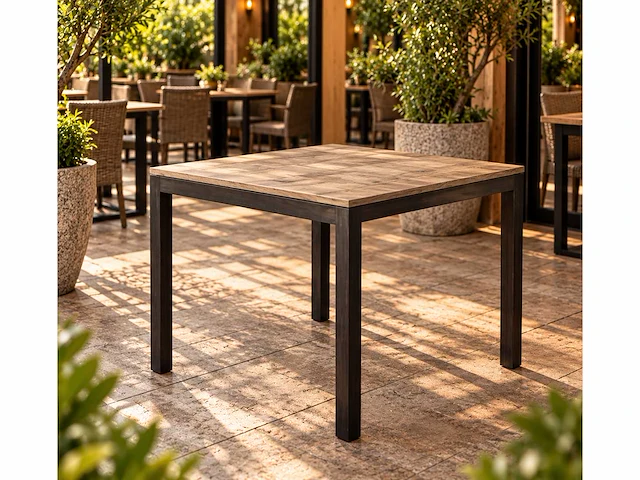 Houten restauranttafel (2x) - afbeelding 1 van  4