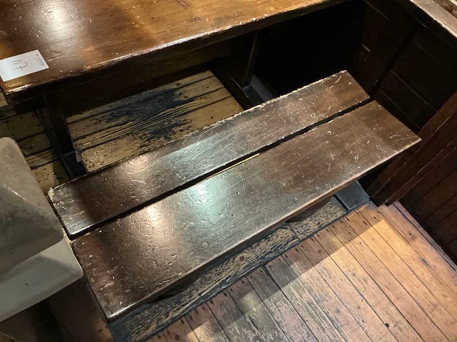 Houten restauranttafel met 2 banken - afbeelding 7 van  9