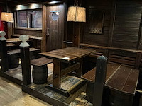 Houten restauranttafel met 2 banken - afbeelding 1 van  8