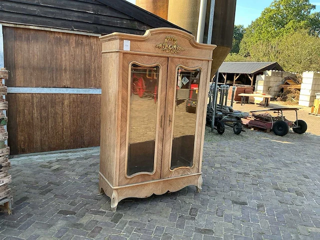 Houten retro kledingkast - afbeelding 2 van  8