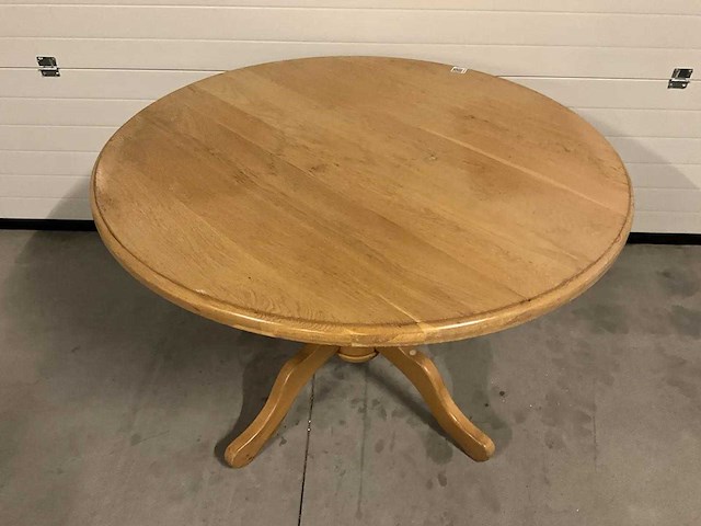 Houten ronde tafel (ø 117 cm) - afbeelding 3 van  3