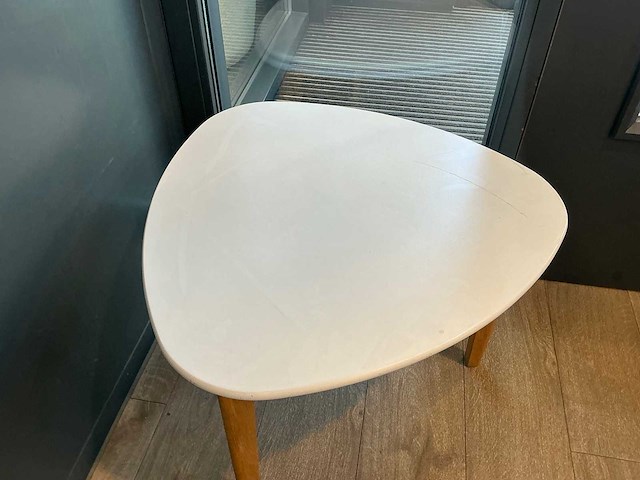 Houten salontafel - afbeelding 2 van  3