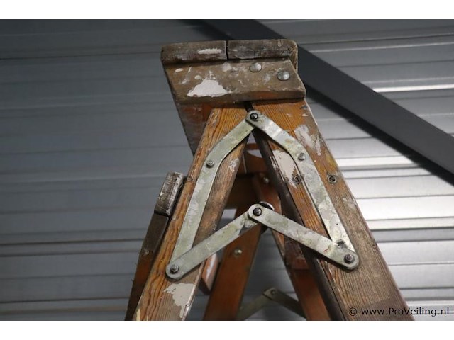 Houten schilderstrap - afbeelding 7 van  7