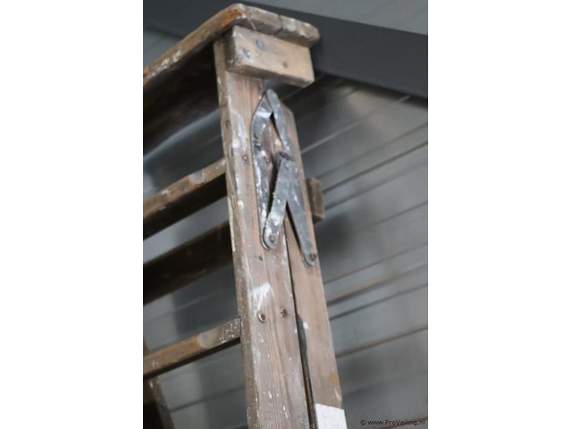 Houten schilderstrap - afbeelding 4 van  7