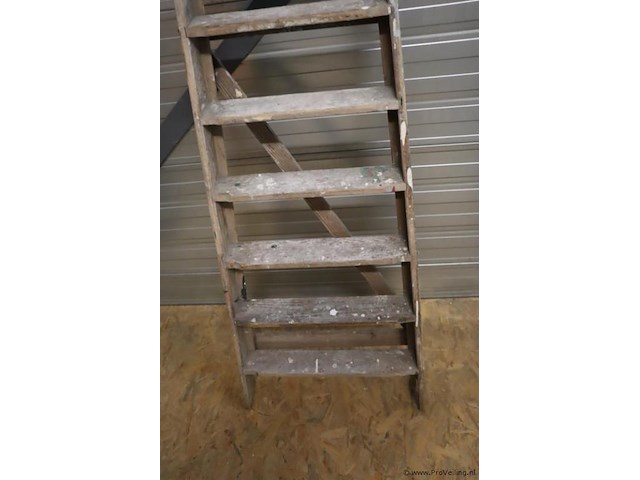 Houten schilderstrap - afbeelding 2 van  7