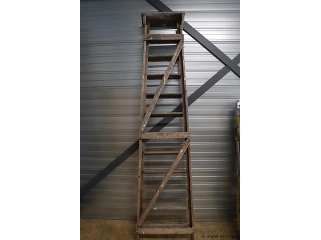 Houten schilderstrap - afbeelding 5 van  7