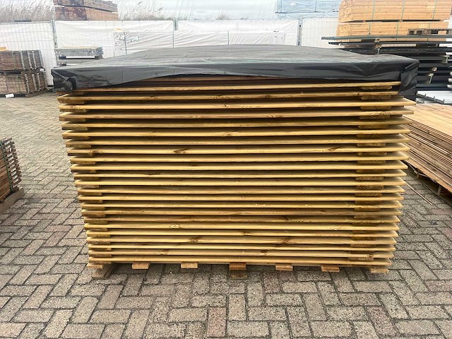 Houten schotten 1800x1800mm 25 stuks 81m2 - afbeelding 2 van  3