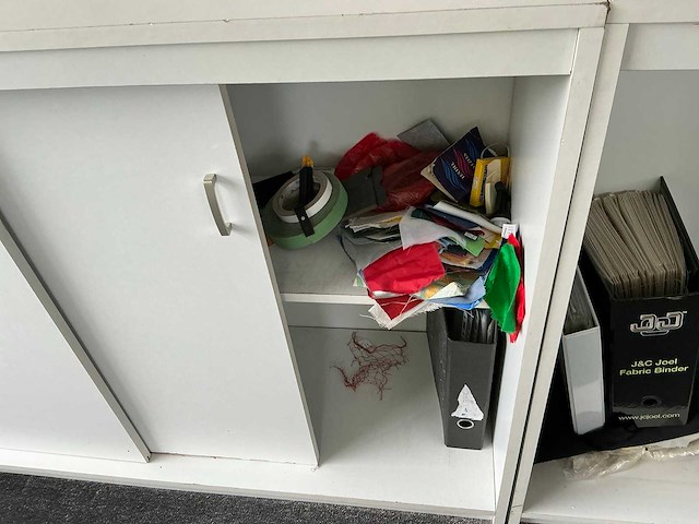 Houten schuifdeurkast (2x) - afbeelding 7 van  11