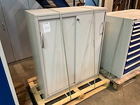 Houten schuifdeurkast - afbeelding 2 van  3