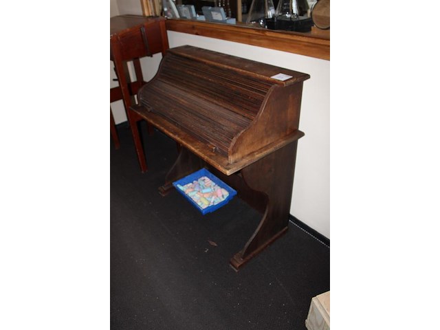 Houten secretaire met afmeting 100 x 50 x 105 cm. - afbeelding 2 van  3