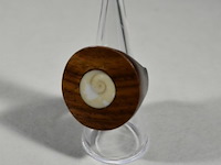 Houten sieraden - afbeelding 3 van  4
