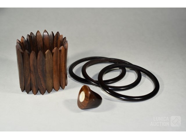 Houten sieraden - afbeelding 4 van  4