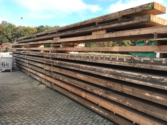 Houten spant nr 14 13.5x90x1880cm - afbeelding 2 van  4