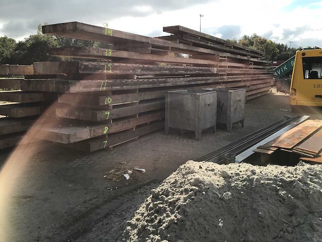 Houten spant nr 16 13x55x1230cm - afbeelding 1 van  4