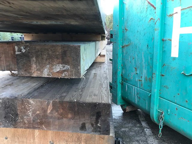 Houten spant nr 39 20x102/140x2160cm - afbeelding 3 van  5